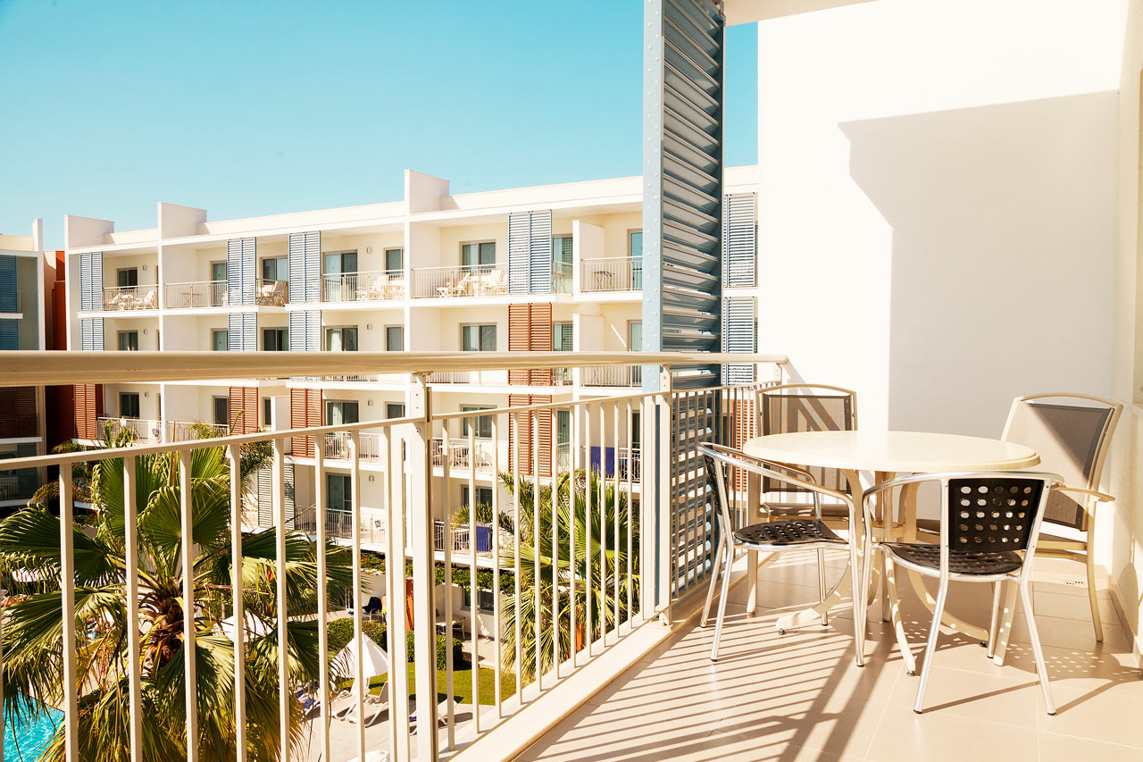 3-værelses Family-lejlighed med balkon mod poolområdet