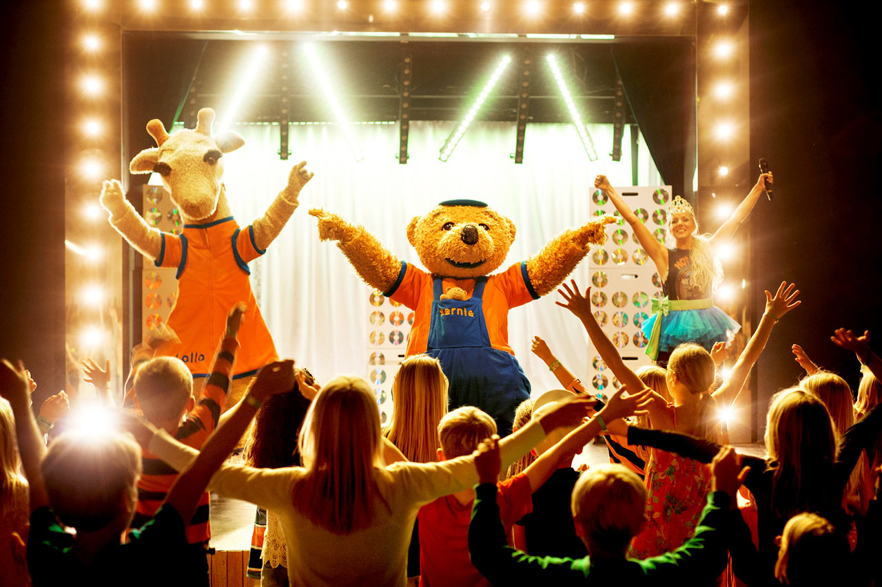 Om aftenen er der show med Lollo & Bernie