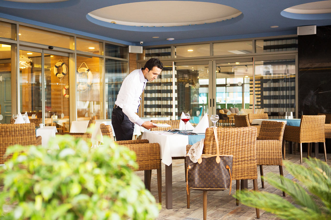 Sunprime Restaurants hyggelige udendørsservering
