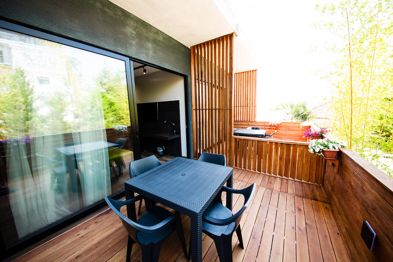 Dobbeltværelse med balkon i stueplan