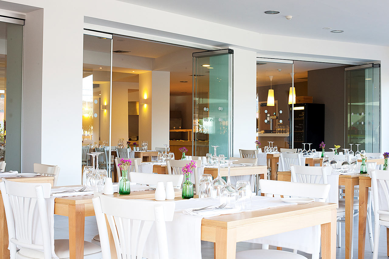 I restauranten hersker en afslappet atmosfære