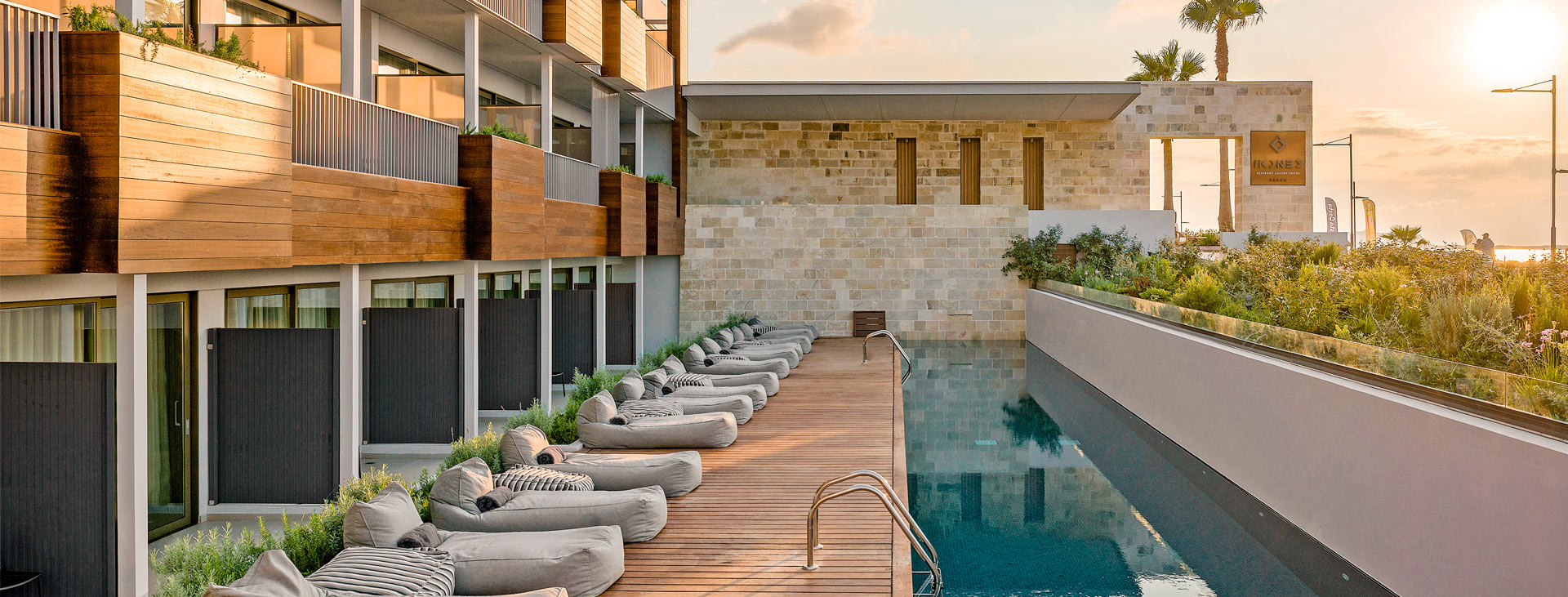 Ikones Seafront Luxury Suites - Bestil hotel i Rethymnon hos Spies