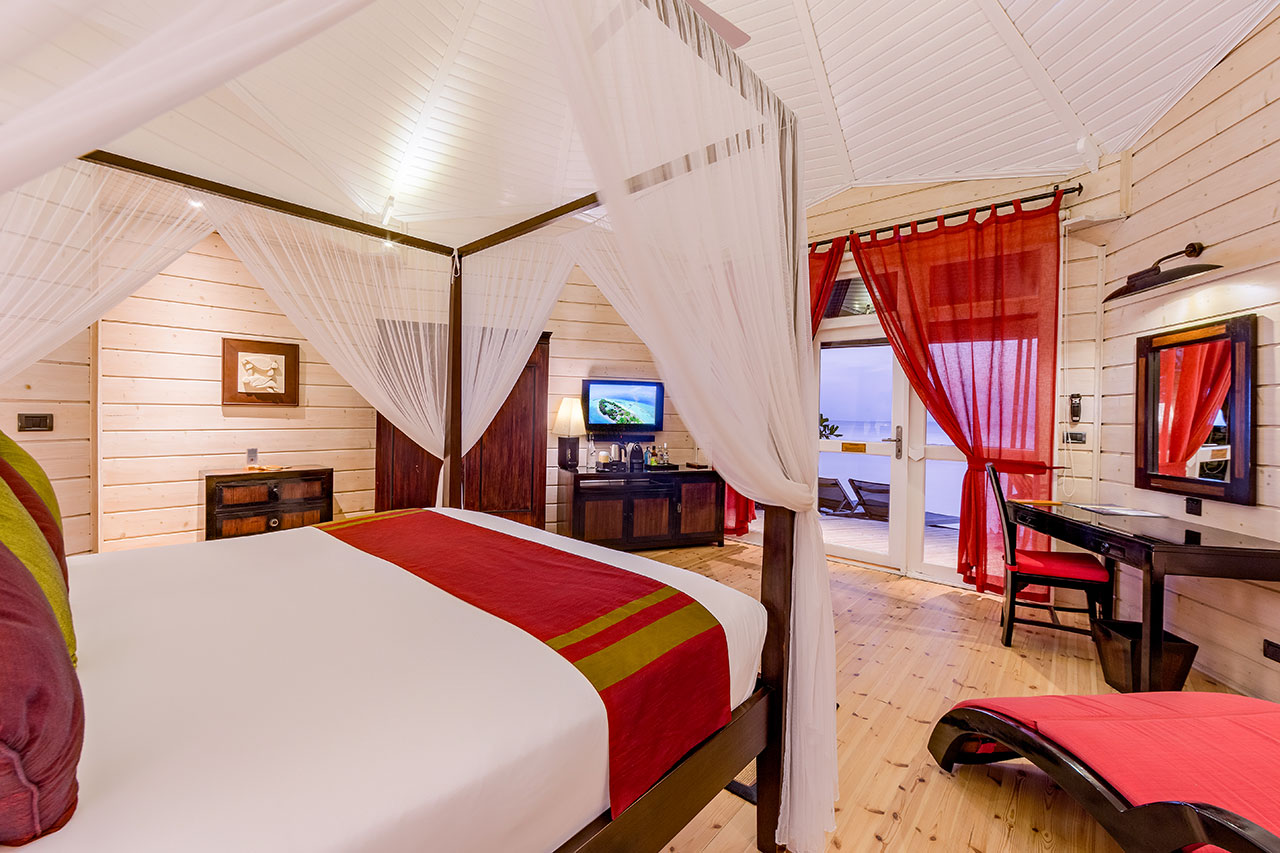 Jacuzzi Beach Villa