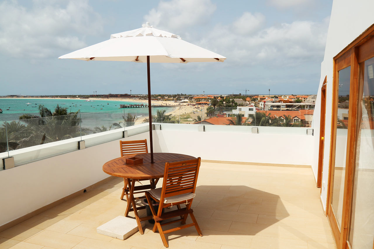 Suite med to rum mod havet