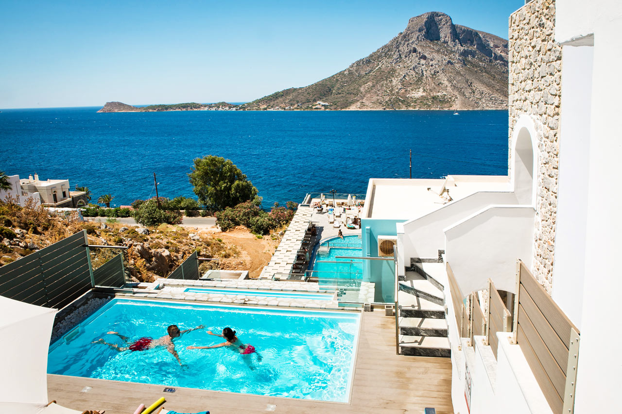 2-værelses lejlighed med privat pool