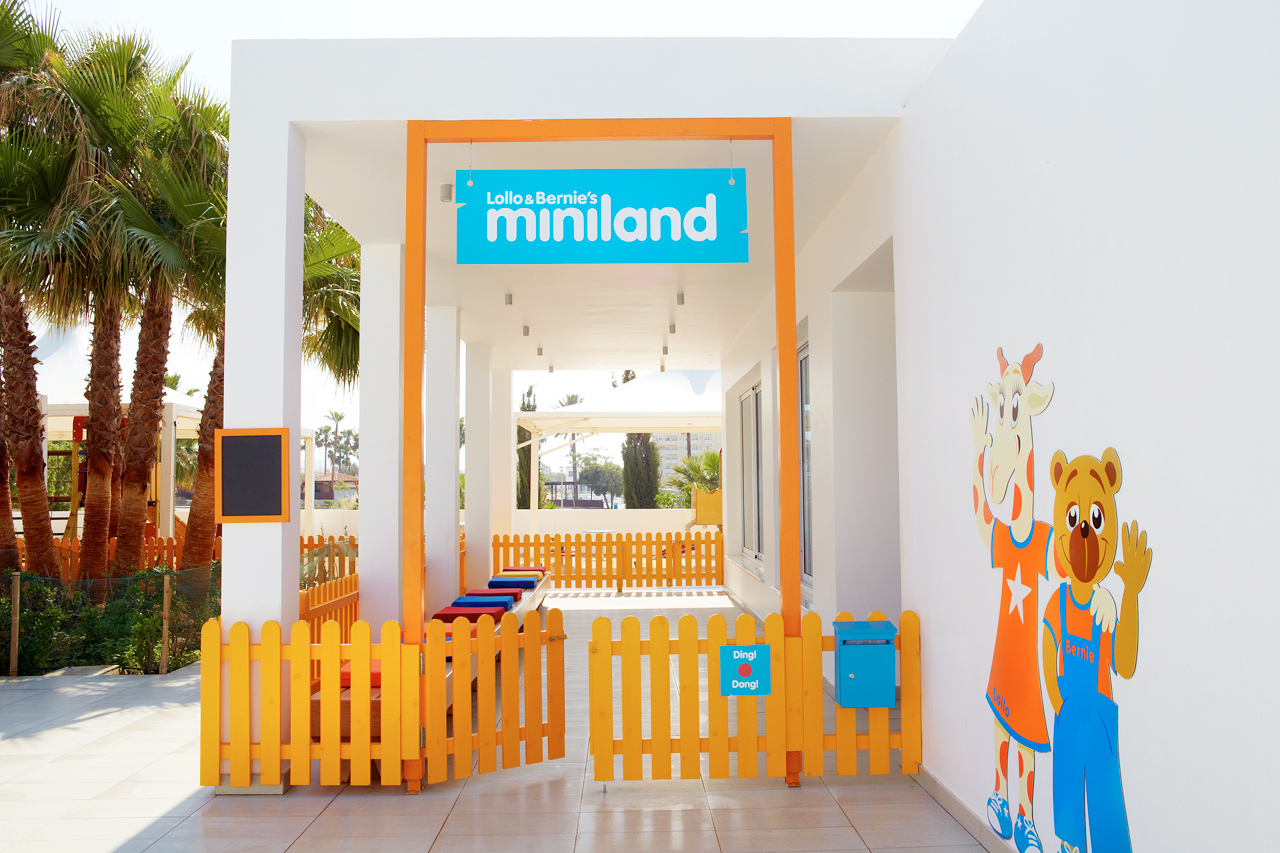 I Lollo & Bernies Mini Land er alle børn velkomne til at lege, tegne og se film