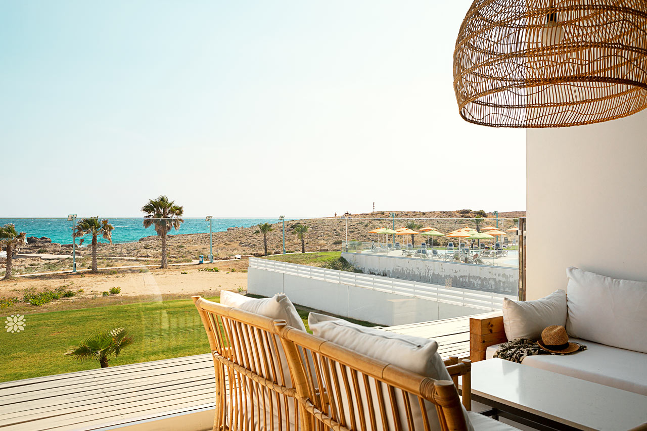 2-værelses Club Suite med balkon med havudsigt nærmest havet