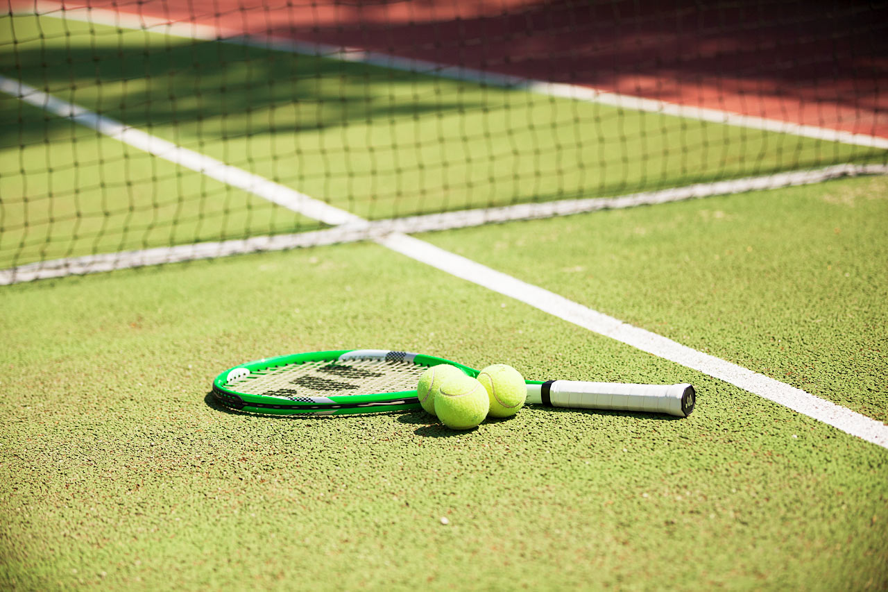 Hotellet har også en tennisbane