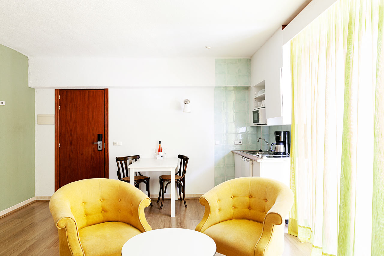 2-værelses Junior Suite med balkon mod omgivelserne