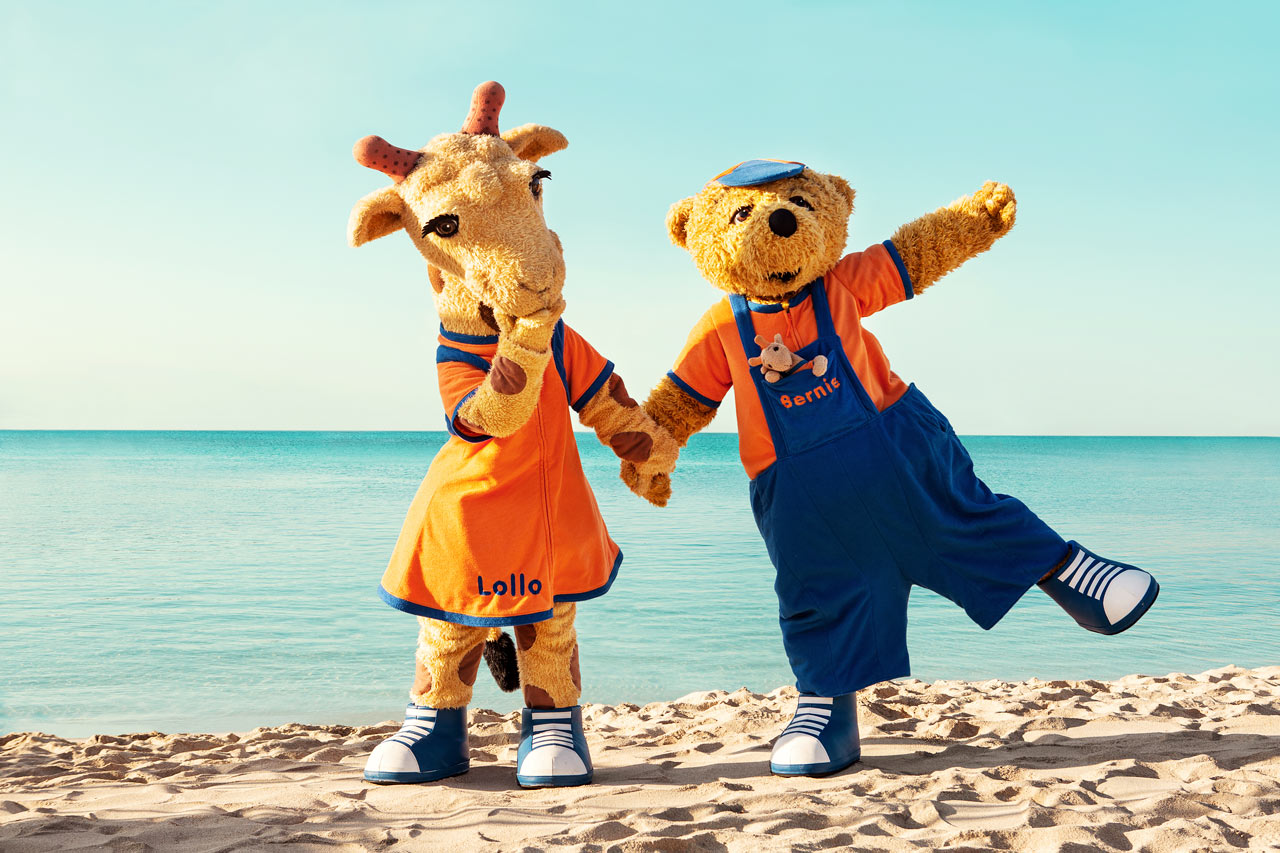Vores populære maskotter - giraffen Lollo og bjørnen Bernie